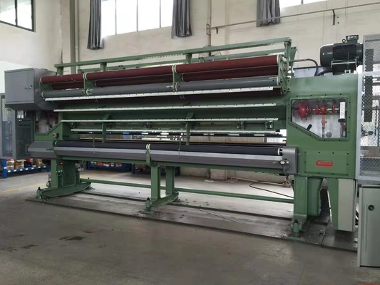 Cỏ nhân tạo Máy làm cỏ để làm Tufting 4m NSK phần truyền động cơ học 10-35 mũi may trên 10cm
